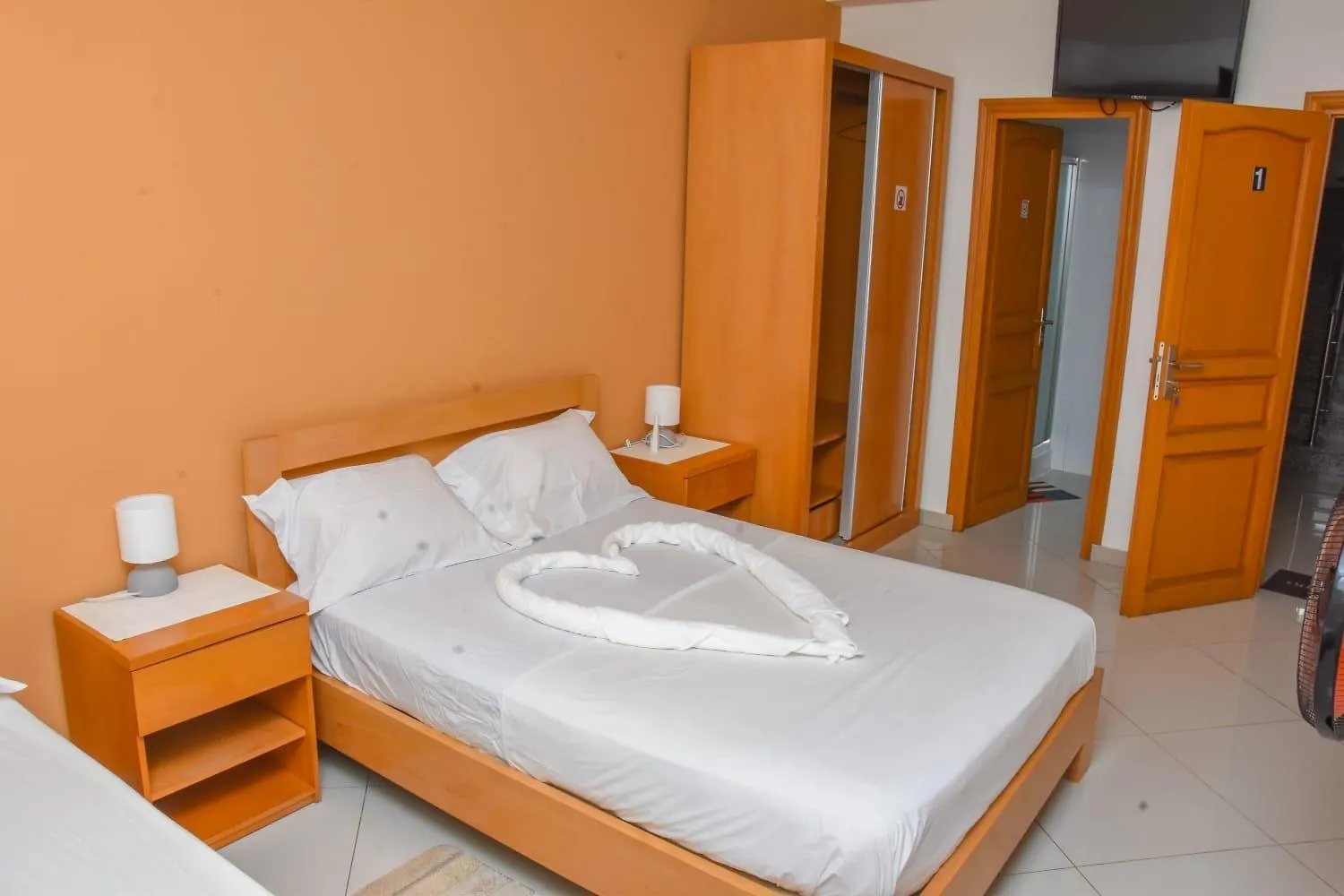Hot Belvedere Praia Homestay