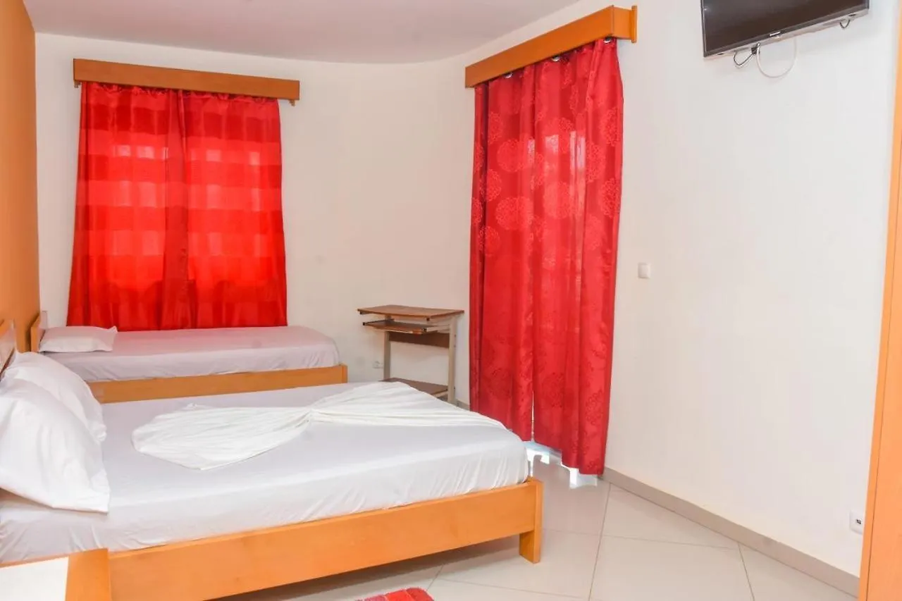 Hot Belvedere Praia Homestay